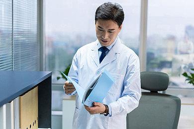 恐怖冒险游戏《班班幼儿园 0》Steam页面开放 发行日期待定